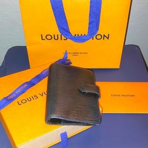 Louis Vuitton Black Epi Leather Planner W/ Rare Louboutin Dustbag